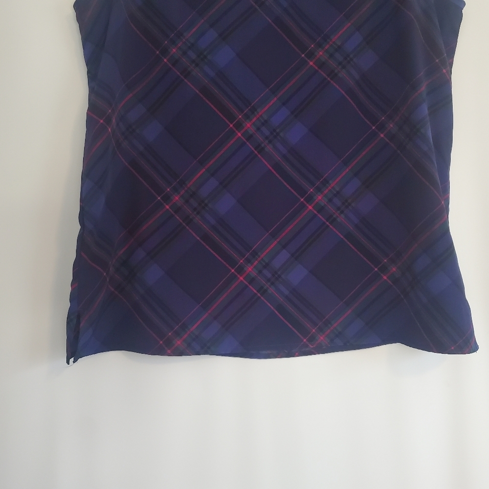 TALBOTS Size M Tartan navy plaid sleeveless, detail ruffle neck Holiday tank top - Picture 6 of 8